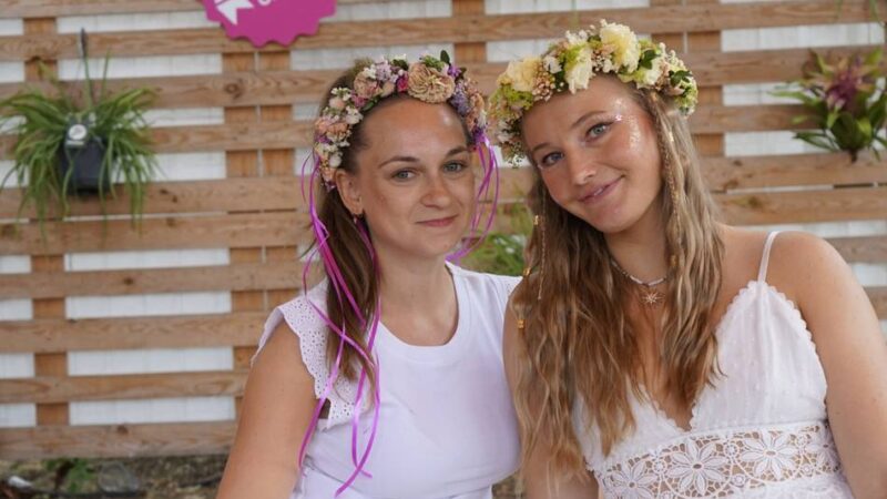 Parookaville 2026: Blumenschmuck für das Festival-Outfit