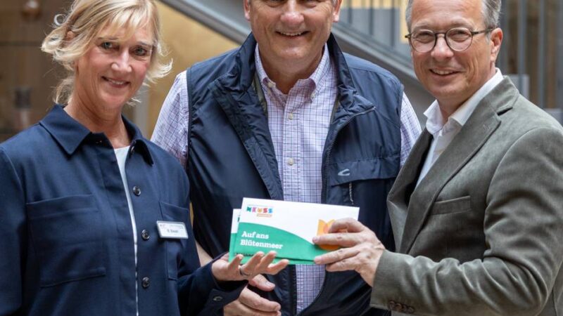 Veranstaltung im Zeughaus: Neuss knackt Rekord beim Blutspende-Marathon