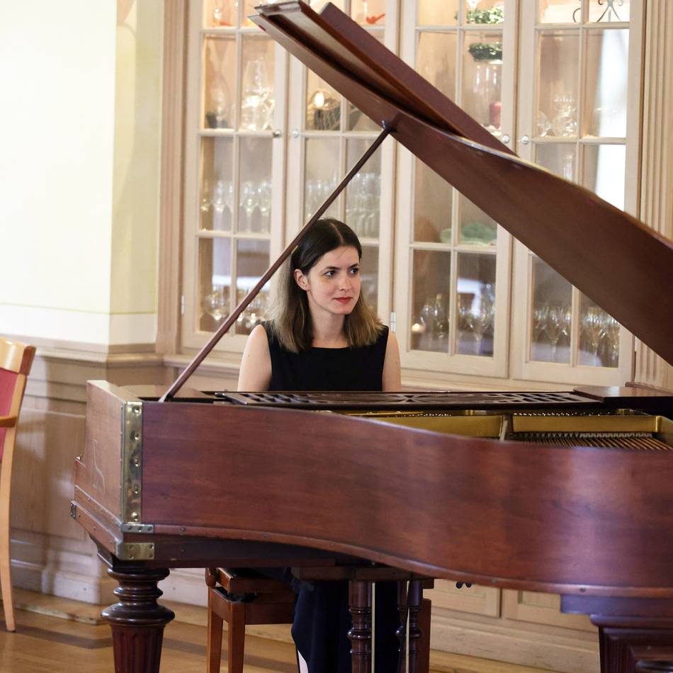 Musik in Korschenbroich: Dina Ivanova zog die Zuhörer in ihren Bann