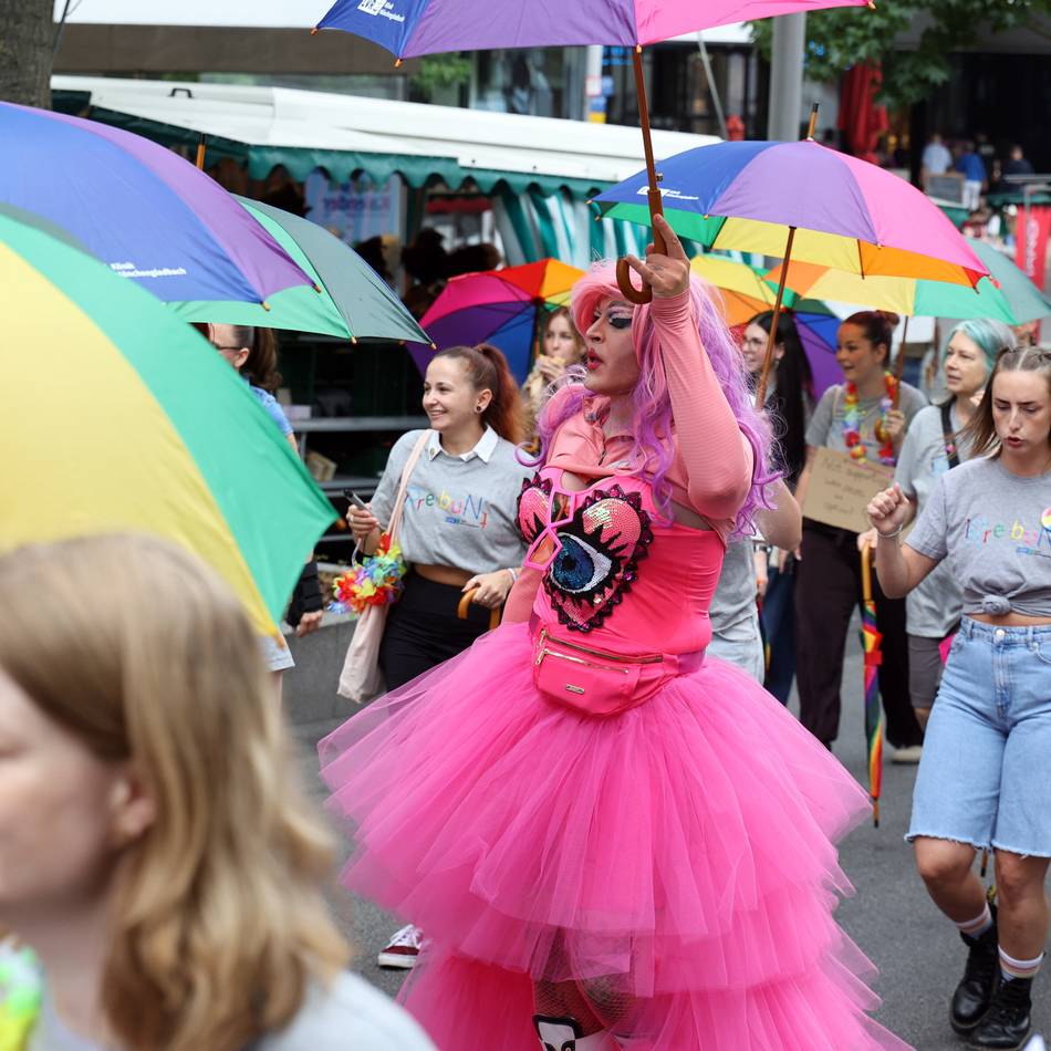 Christopher Street Day in Mönchengladbach: „Wir müssen den Schutz und die Rechte aller Menschen wahren“