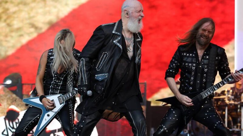 Sparkassenpark in Mönchengladbach: 13.000 Fans headbangen mit Judas Priest und weiteren Rockgrößen