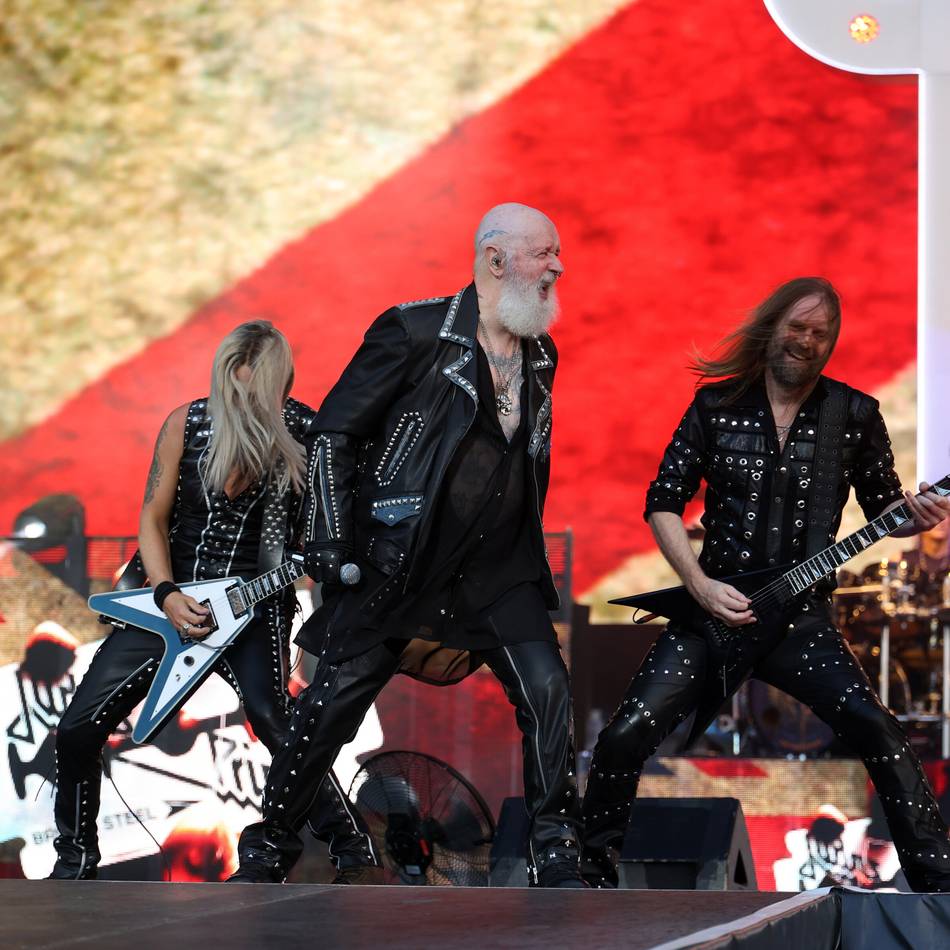 Sparkassenpark in Mönchengladbach: 13.000 Fans headbangen mit Judas Priest und weiteren Rockgrößen