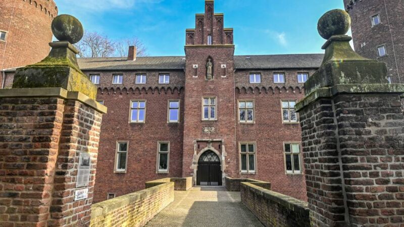 Kempen von oben: Verein lädt zum Aufstieg in den Burgturm ein