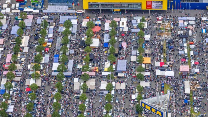 Flohmarkt in Düsseldorf: Neuer Trödelmarkt auf Ikea-Parkplatz geplant