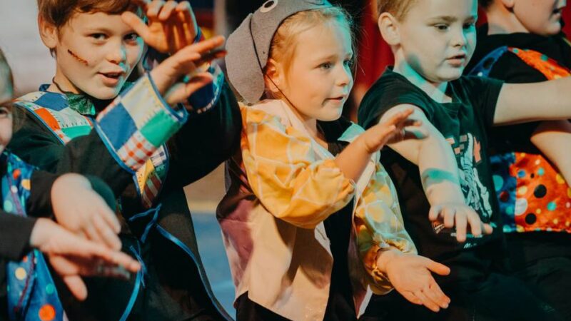 Sommer in Grevenbroich: Rockfestival, Kreativwerkstatt und Leseclub – das ist in den Ferien los