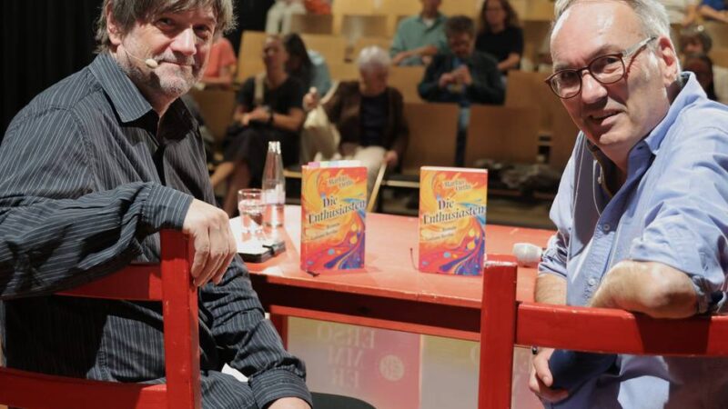 Literarischer Sommer in Krefeld: Markus Orths begeistert mit „Die Enthusiasten“