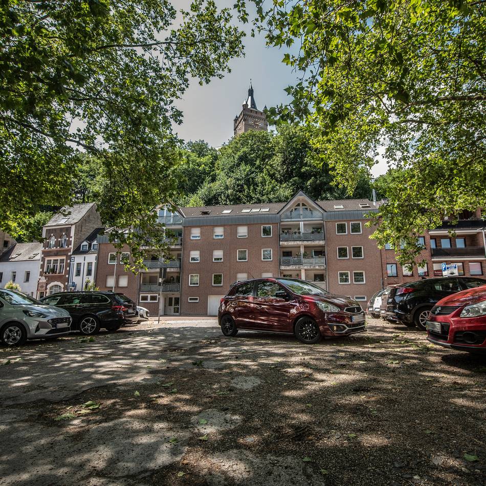 Baustelle in Kleve: Wichtiges Etappenziel beim Umbau des Parkplatzes an der Stadthalle