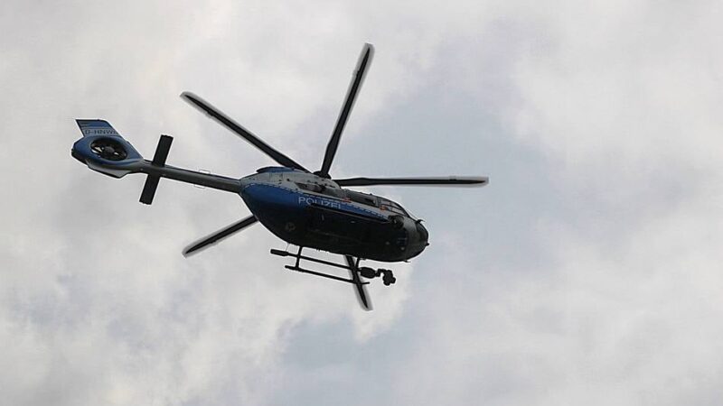 Einsatz am Wolfssee in Duisburg: Warum der Polizeihubschrauber nachts über Wedau kreiste