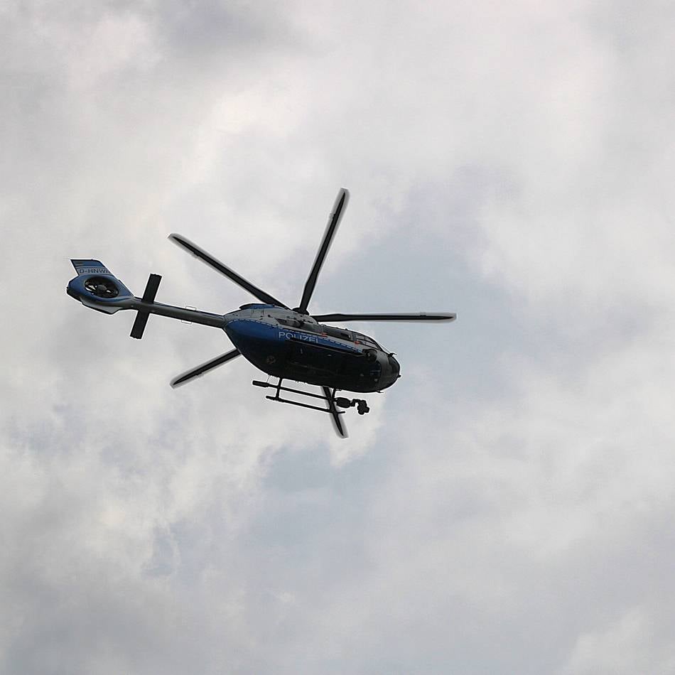 Einsatz am Wolfssee in Duisburg: Warum der Polizeihubschrauber nachts über Wedau kreiste