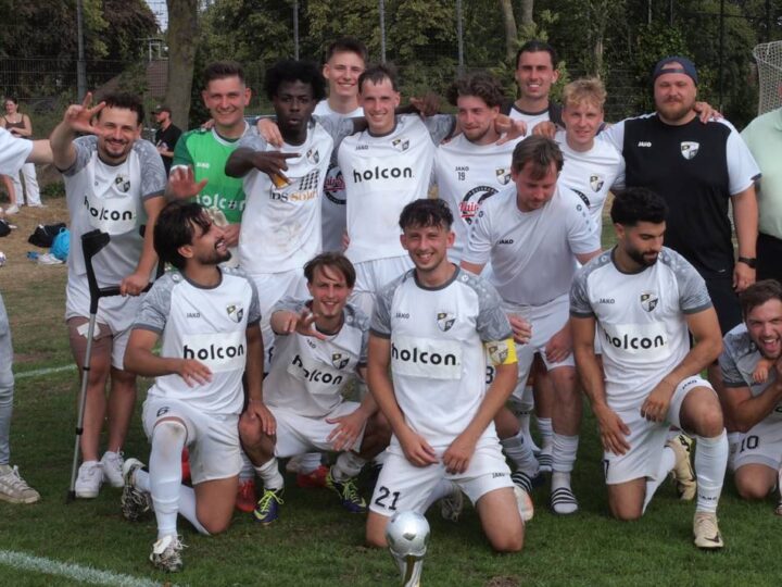 Vierer-Turnier in Xanten: „Die beste Truppe der Welt“ gewinnt Stadtmeister-Pokal
