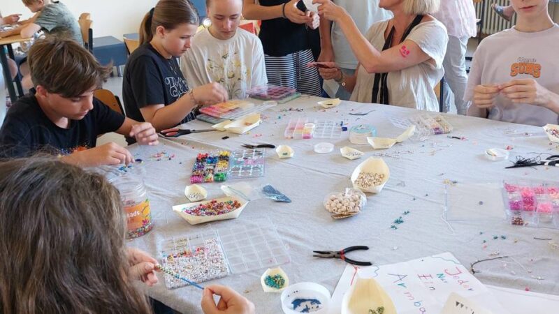 Jubiläum in Meerbusch: Realschüler feiern sich und ihre Geschichte