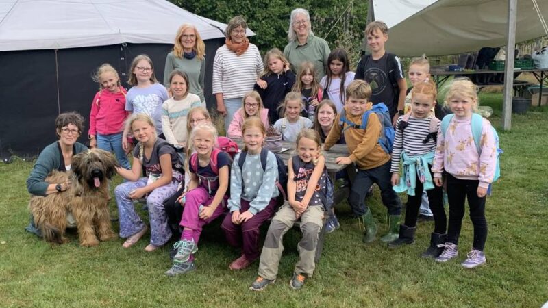 Ferienspaß in Hückeswagen: Die Natur entdecken mit allen Sinnen auf dem Herzwurzelhof