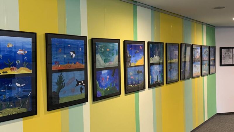 Ausstellung in Langenfeld: KAG-Fünftklässler malen fantasievolle Unterwasserwelten