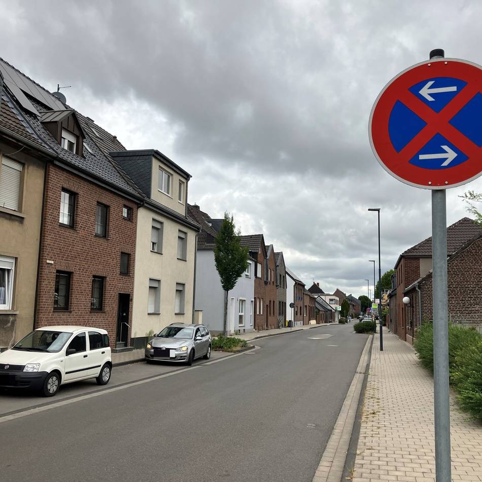 Absolutes Halteverbot vor dem Haus: Möbellieferung kann teuer werden
