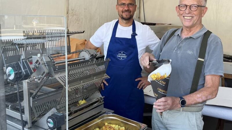 „Eine tolle Show daraus machen“: Gocher Karnevalist erfindet Chips-Maschine als Party-Event