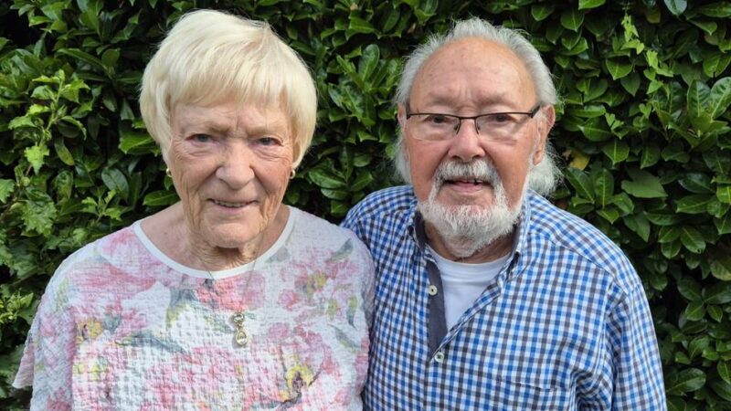 Eiserne Hochzeit in Grevenbroich: Ehepaar Bley ist seit 65 Jahren verheiratet – „Was geht, machen wir gemeinsam“