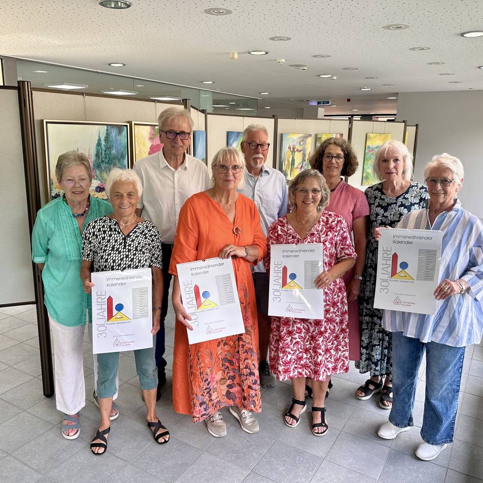 Ausstellung in Geldern: Freizeit-Künstler hinterlassen „Spuren“ im Rathaus-Foyer