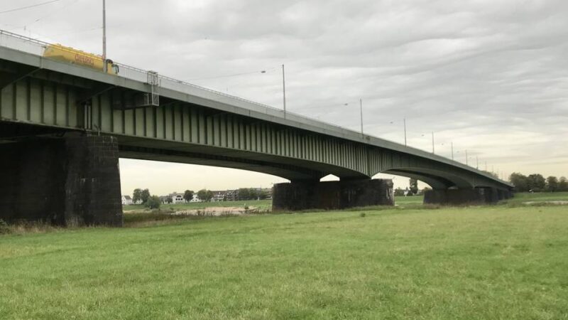 Verkehr in Düsseldorf: Fahrspur auf der Südbrücke wird Fuß- und Radweg – Vollsperrung notwendig