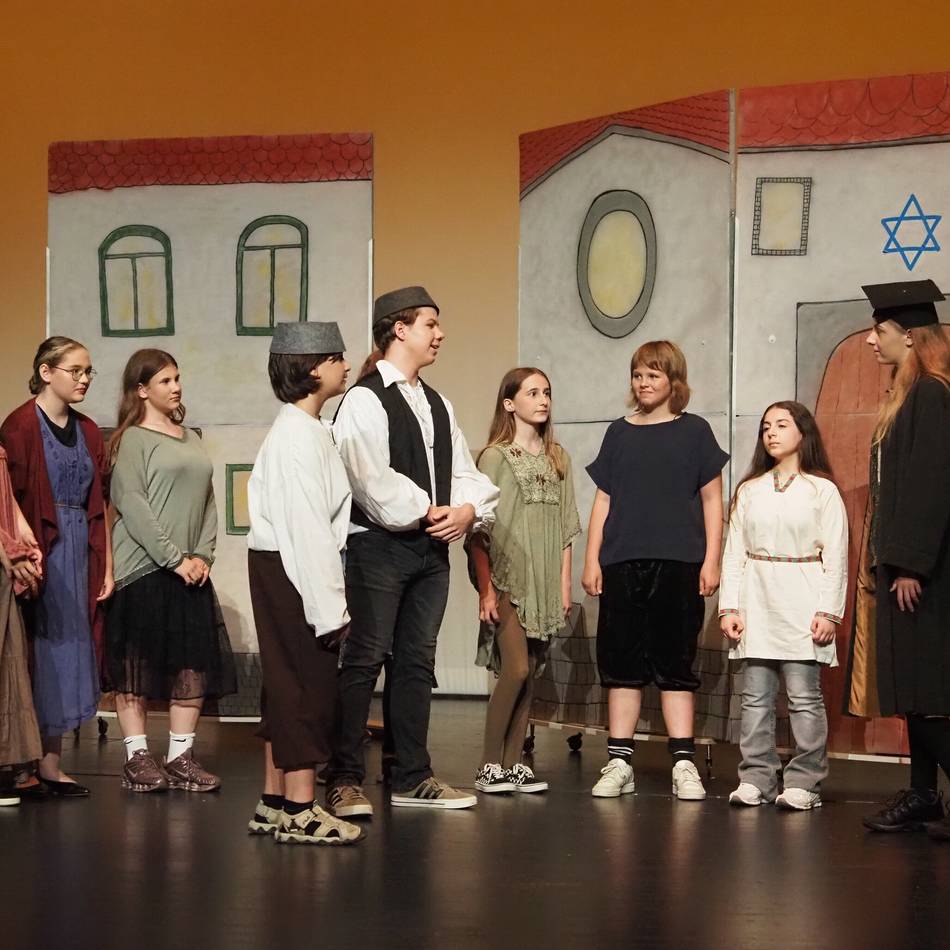Schultheater in Leverkusen: „Der Golem“ auf der Bühne des Werner-Heisenberg-Gymnasiums