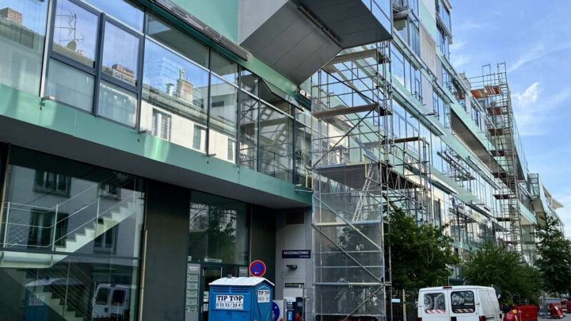 Homeoffice-Pflicht für einen ganzen Fachbereich: Schulamt Krefeld wegen Baumangel geschlossen