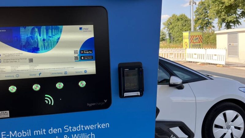 Stadtwerke Meerbusch Willich: Kupferdiebe sorgen für hohen Schaden an E-Ladesäulen