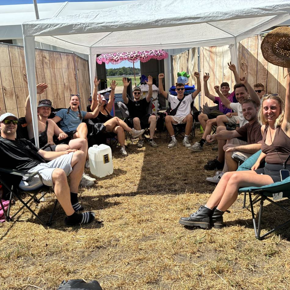 Parookaville 2026: Die ersten Camper sind schon da und übernachten vor verschlossener Tür
