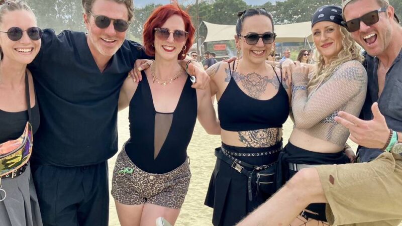Fotos im Sand: Beachparty bei Parookaville – Darum ist die Desert Valley der Place to be