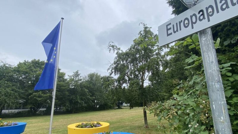 Ungeliebter Platz in Hilden: Darum bleibt der Europaplatz noch mindestens vier Jahre ein Provisorium