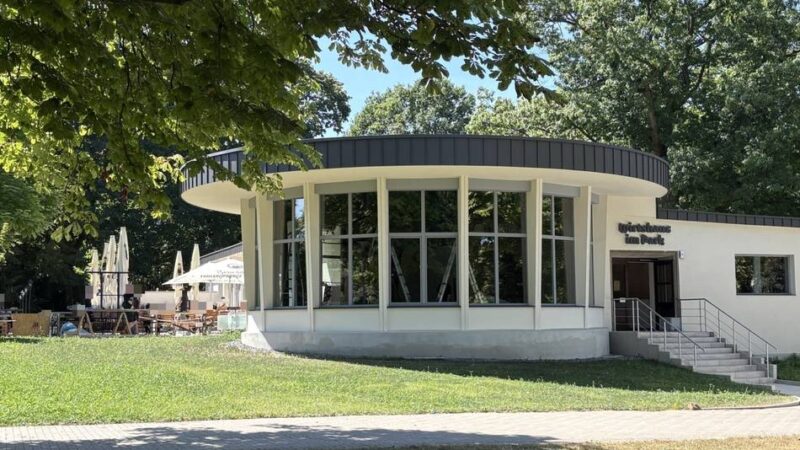 Traditionslokal in Mönchengladbach: Die „Vitrine“ im Schmölderpark eröffnet am Wochenende