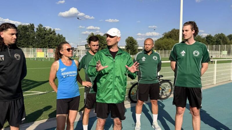 Acht Brüderpaare im Kader: Die Meerbecker Fußballer-Familie hat noch einiges vor