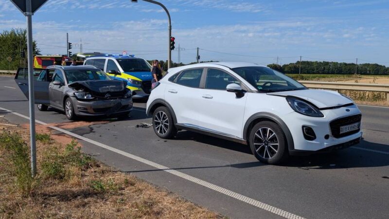 L 19 in Erkelenz: Sieben Menschen nach Auffahrunfall verletzt