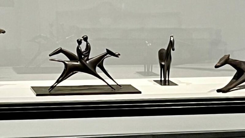 Kunst aus Kleve in Hamburg: Matarés kleine Tierfiguren treffen auf Barlach