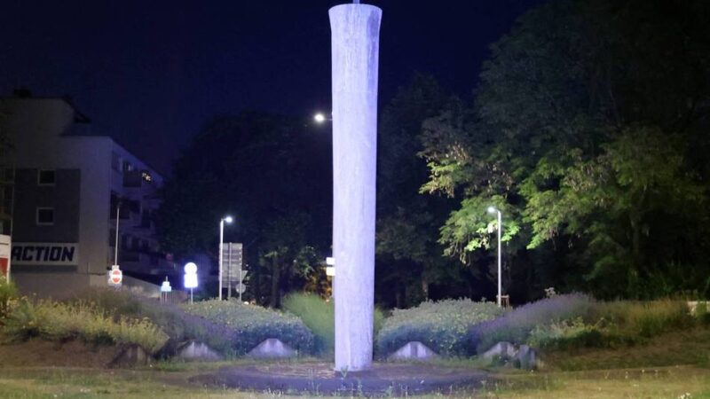 Sponsoring soll das in Leverkusen ermöglichen: Kriegerdenkmal am Berliner Platz soll nachts beleuchtet werden