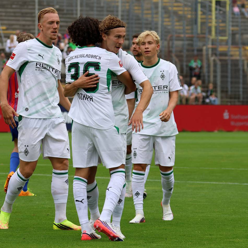 Erster Test in der Vorbereitung: Borussia gewinnt deutlich in Wuppertal – Kleindienst schaut nur zu