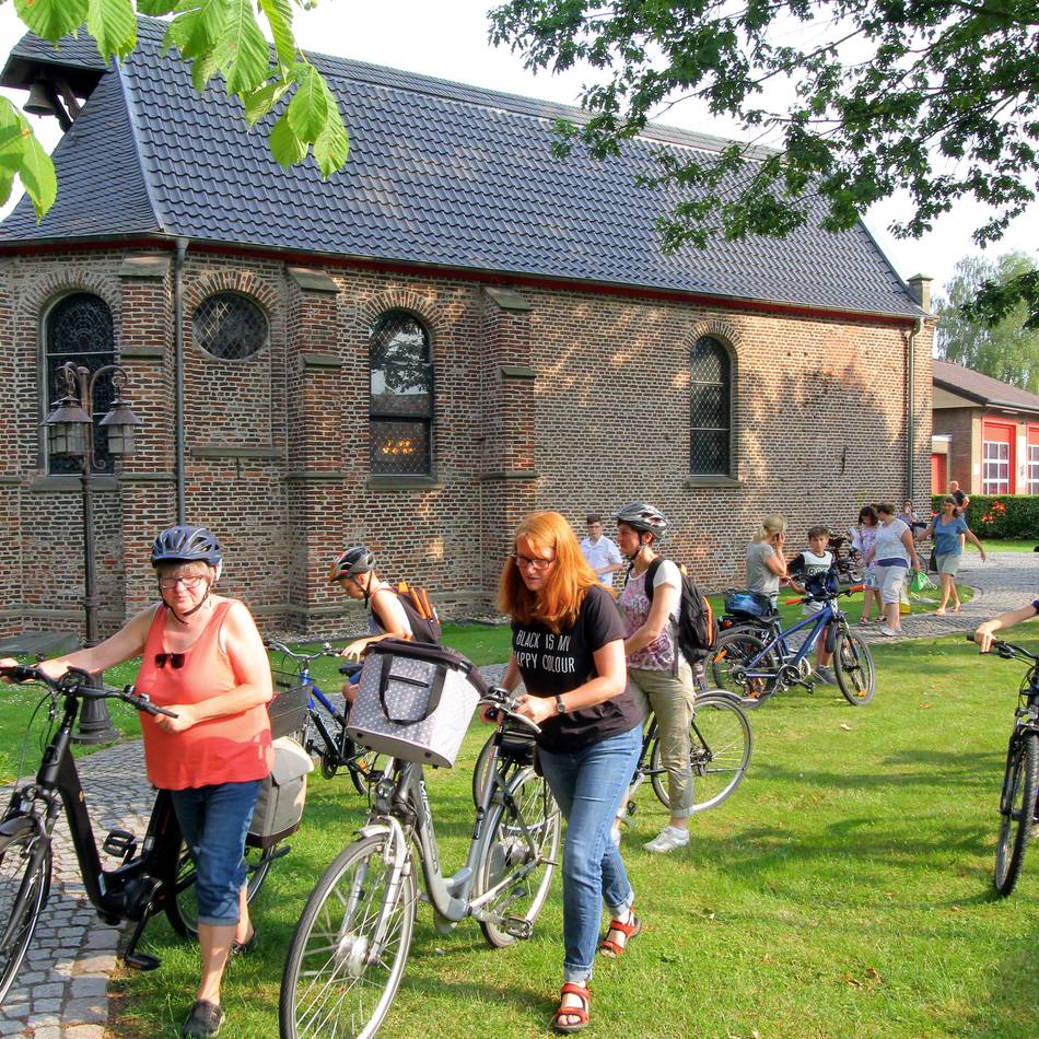 Am Donnerstag in Rheinberg: Amplonianische Fahrradtour mit Kultur