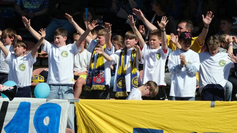 Testspiel vor Trainingslager: 04/19 spielt erst „wie im Freibad“, siegt dann aber souverän