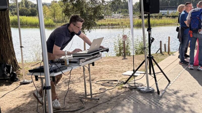 „Sundowner am See“ feiert gelungene Premiere in Neuss: „Man kann hier einfach runterkommen“