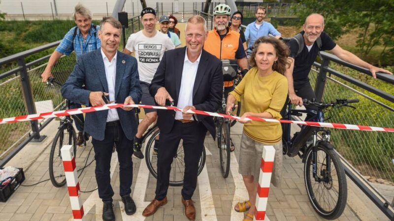 Brücke über Tweestrom als Hingucker: Neuer Radweg am Spoykanal in Kleve eröffnet – und günstiger als geplant