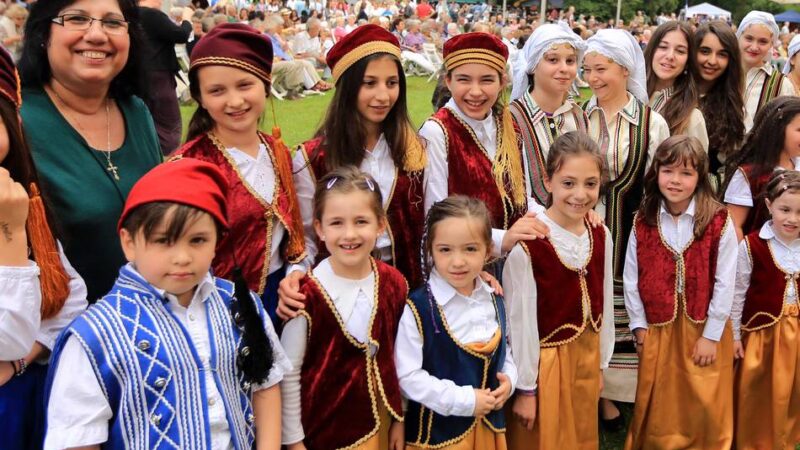 Schloss Morsbroich: Klezmer, Folklore und Weltmusik beim Leverkusener Europafest