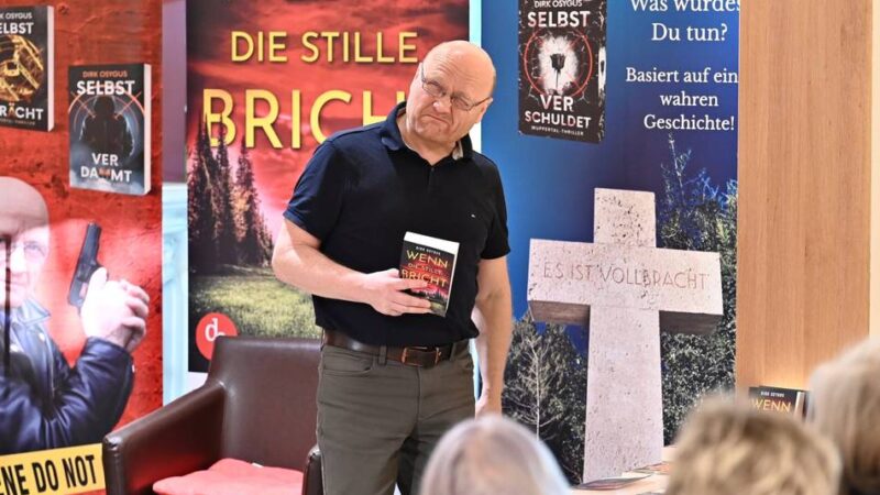 Autorenlesung in Wermelskirchen: Jetzt mordet er in Dabringhausen