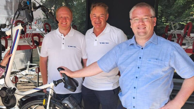 Nahmobilität in Jüchen: Neue Fahrradgarage bietet 40 Plätze für Pendler in Hochneukirch