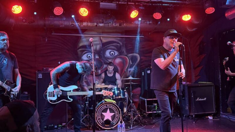 Skate-Punk-Legende im AJZ Bahndamm: Erst abgesagt, dann ausverkauft, am Ende umjubelt