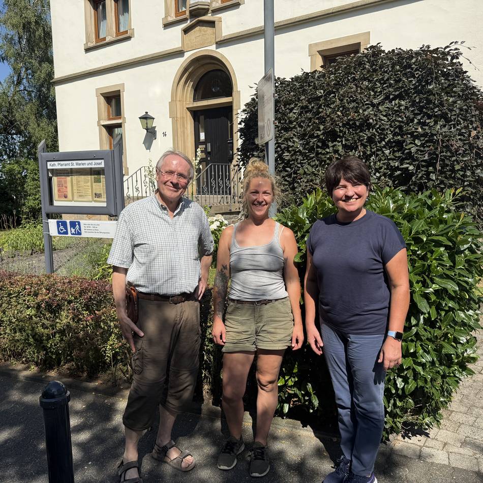Katholische Kirchengemeinde in Radevormwald: „Mehr Fluffigkeit“ für die Außengelände