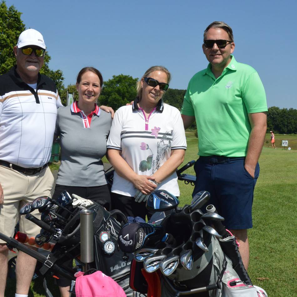 Charity-Cup auf Golfplatz Hückeswagen-Dreibäumen: Golfer erspielen 11.500 Euro fürs Hospiz Bergisches Land