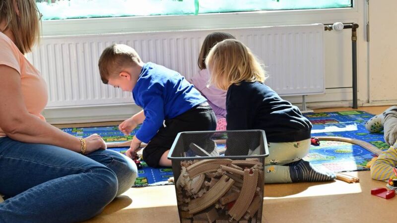 Kita-Krise in Jüchen: Erzieherinnen gefunden – Kitas öffnen wieder fünf Tage