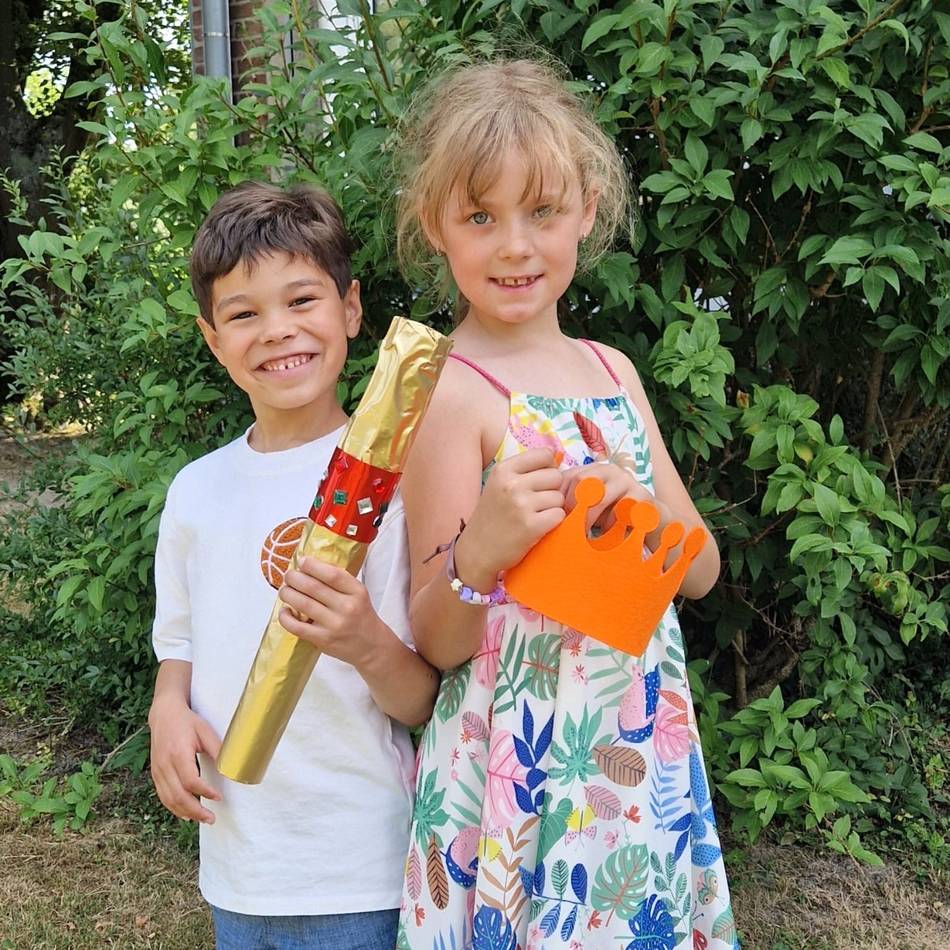 Matheo und Emilia besuchen die Grundschule: Holzbüttgen hat ein neues Kinder-Königspaar