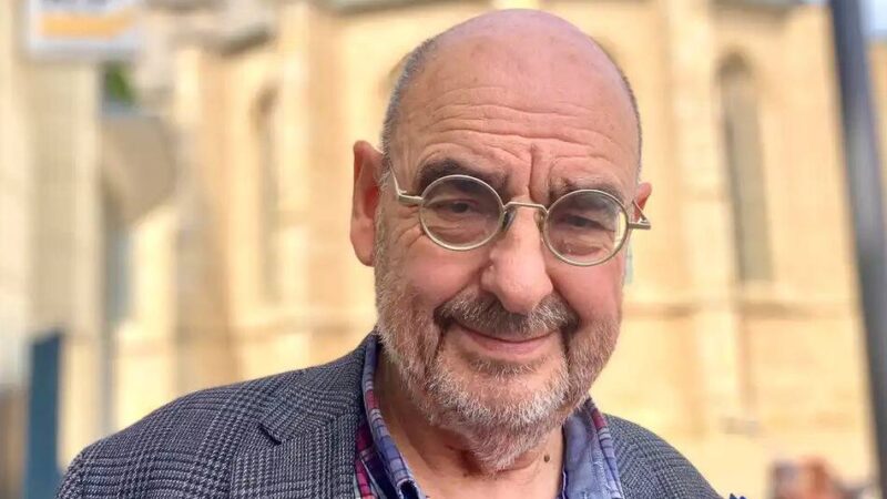 Senior macht Master in Oxford: „Mit therapeutischem Schreiben habe ich meinen Krebs besiegt“