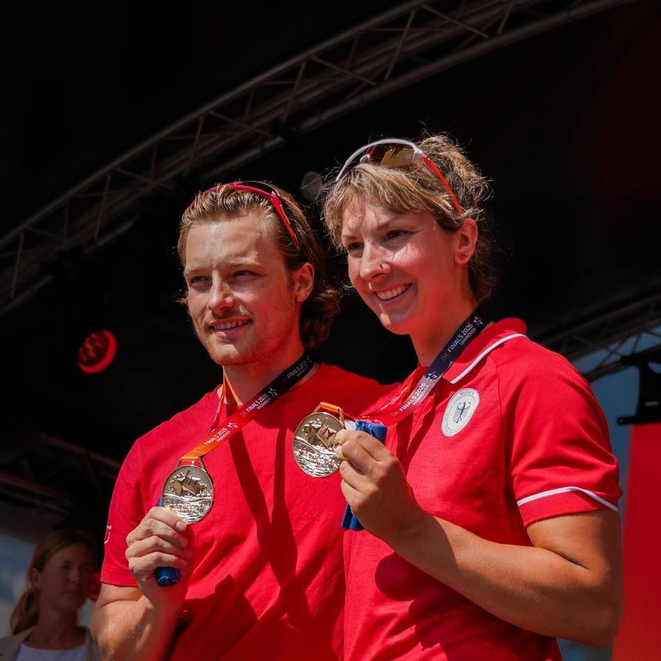 Die Finals in Hannover: Doppel-Gold für Leverkusener Ruderer in Hannover