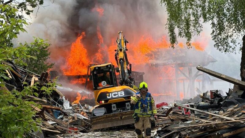 Hückeswagener Ausflugslokal: „Zornige Ameise“ – Brandursache weiter im Dunkeln