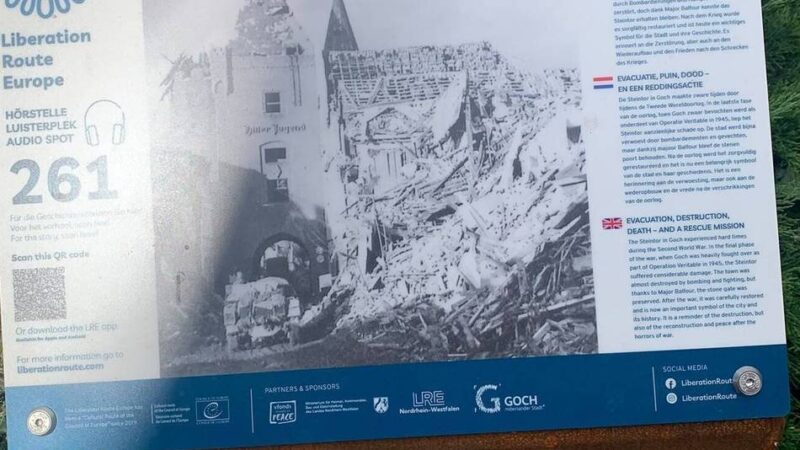 Teil der Liberation Route: Ein neuer „Hörstein“ erinnert an die Zerstörung Gochs